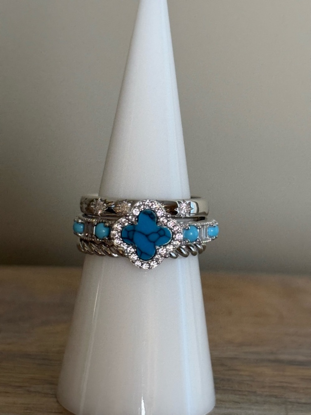 Bomb Party Outlaw UNICORN Ring. Three Pieces. Size 7. Brand New!!